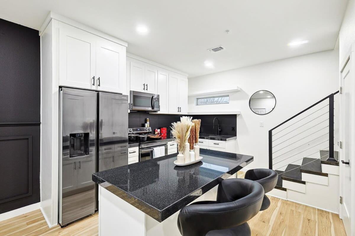 New 2B Townhome Near At&T Global Life 6Flag Arlington Exterior foto